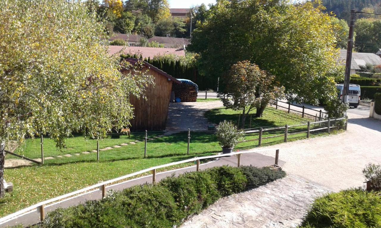 Chambre D'Hotes Des Poisets Crotenay Экстерьер фото