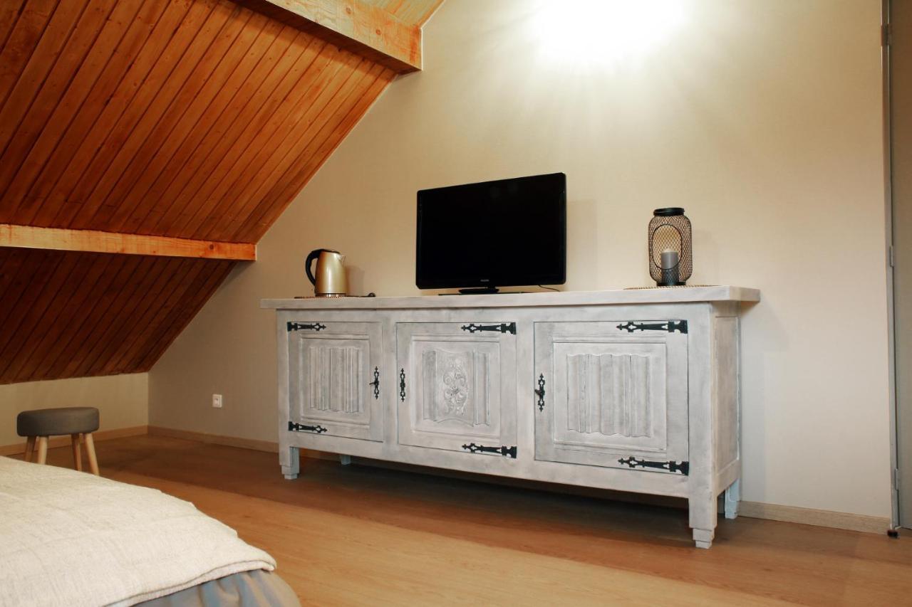 Chambre D'Hotes Des Poisets Crotenay Экстерьер фото